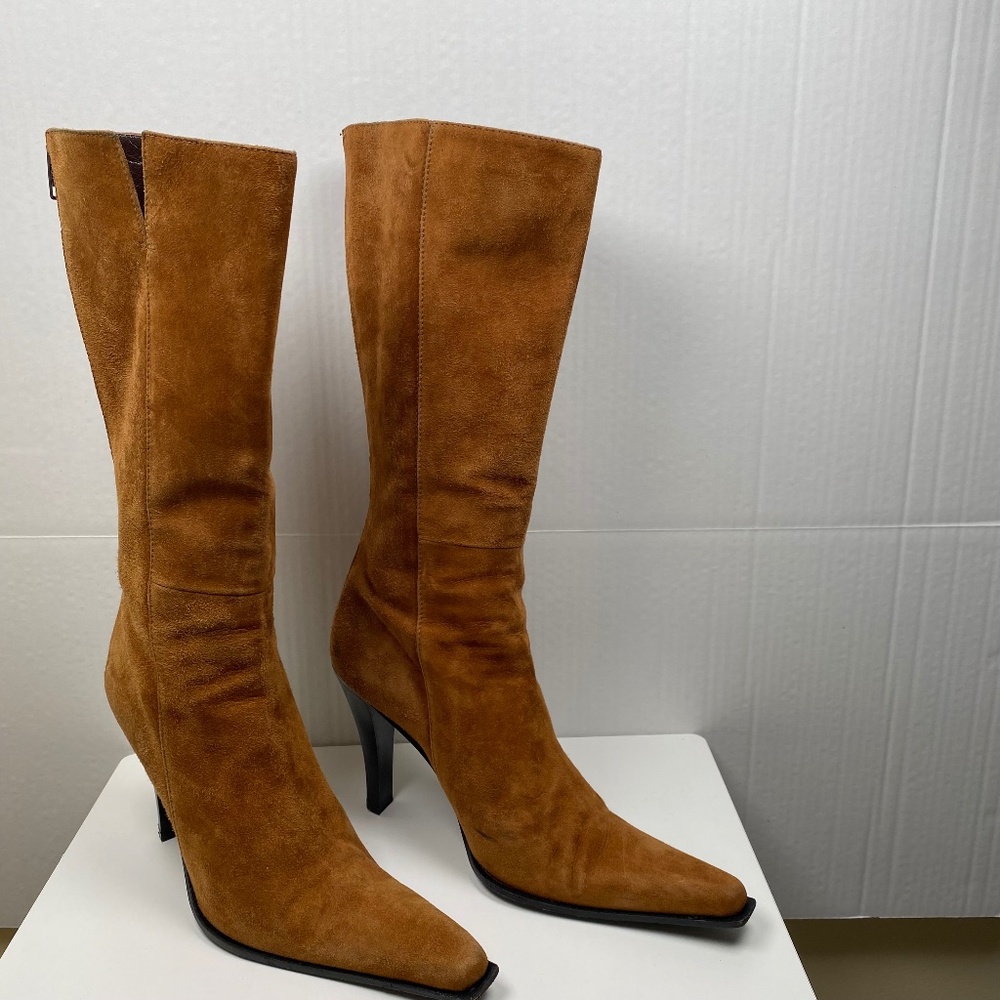 Y2K  Charles David size 38 EU brown suede high heel boots.